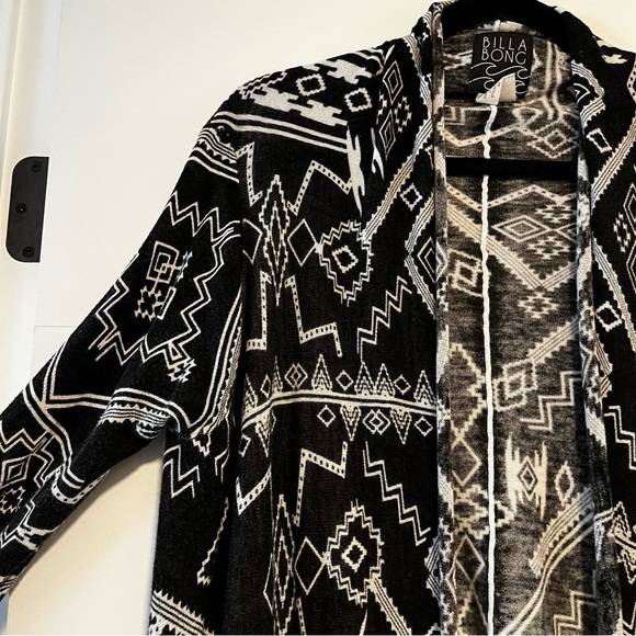 Billabong | Open Front Cardigan - Picture 2 of 14